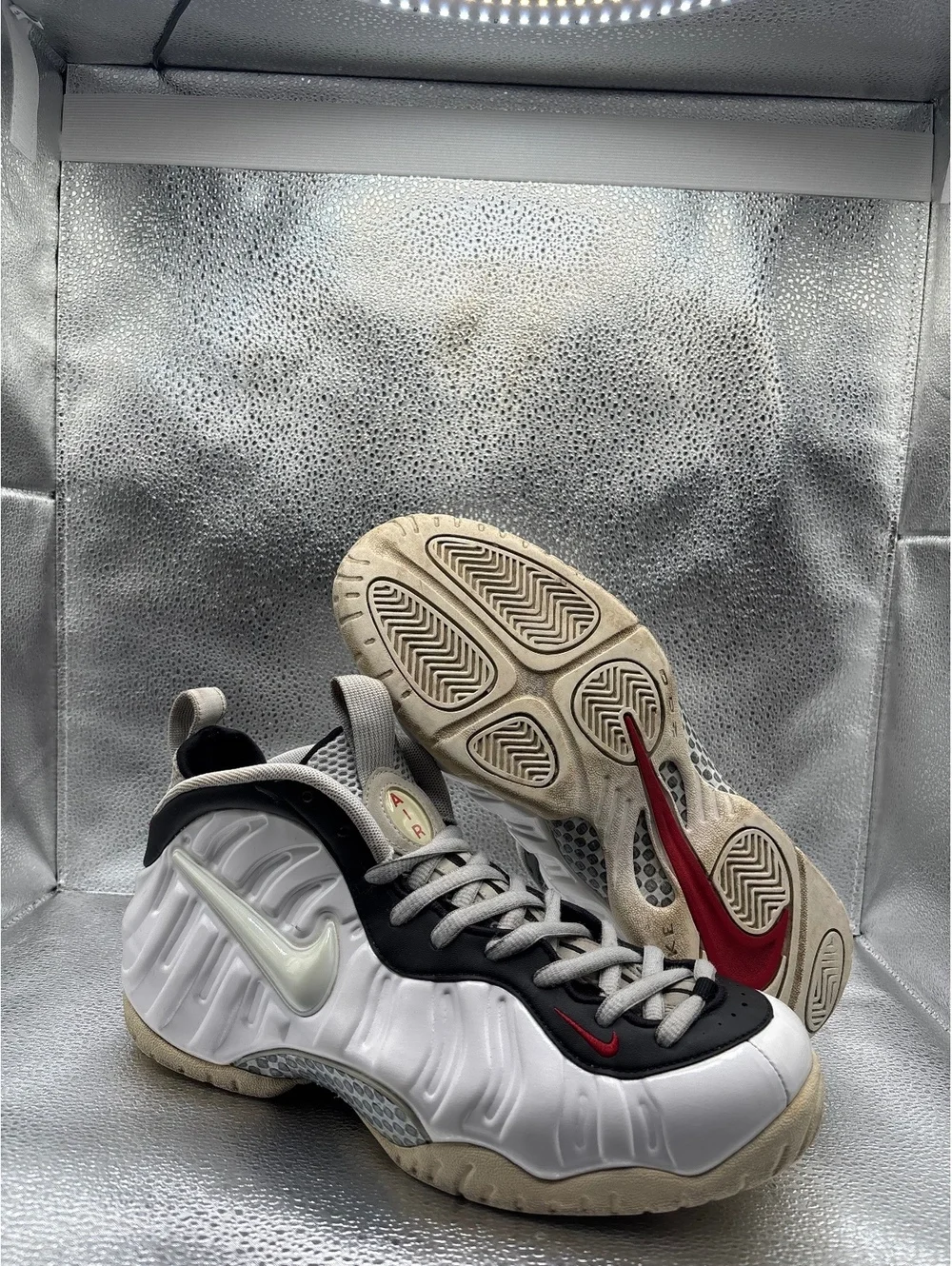 Nike air Foamposite pro chrome white